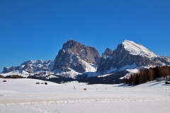 Langkofel (li.) und Plattkofel (re.)