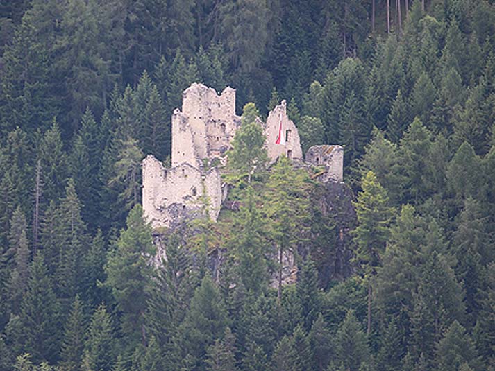 Wanderung von Seis zur Burgruine Hauenstein Suedtirol