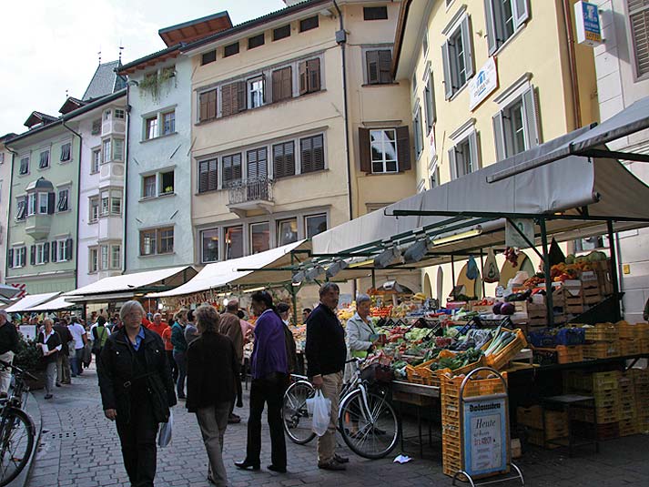 Bozen Sehenswurdigkeiten Und Reisetipps Suedtirol Kompakt Com