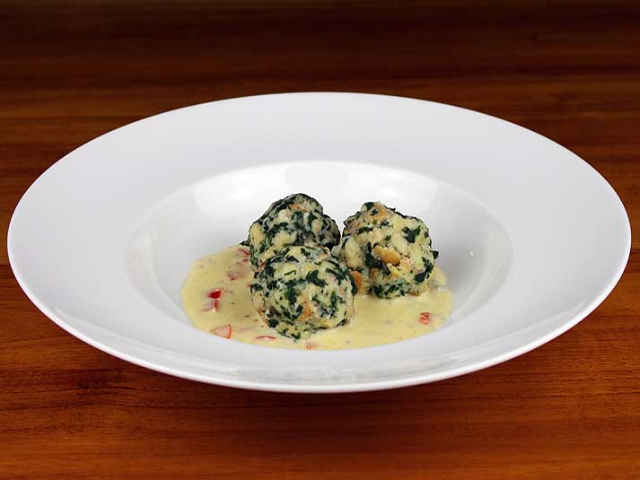 Mangoldknödel - Rezept | Suedtirol-Kompakt.com